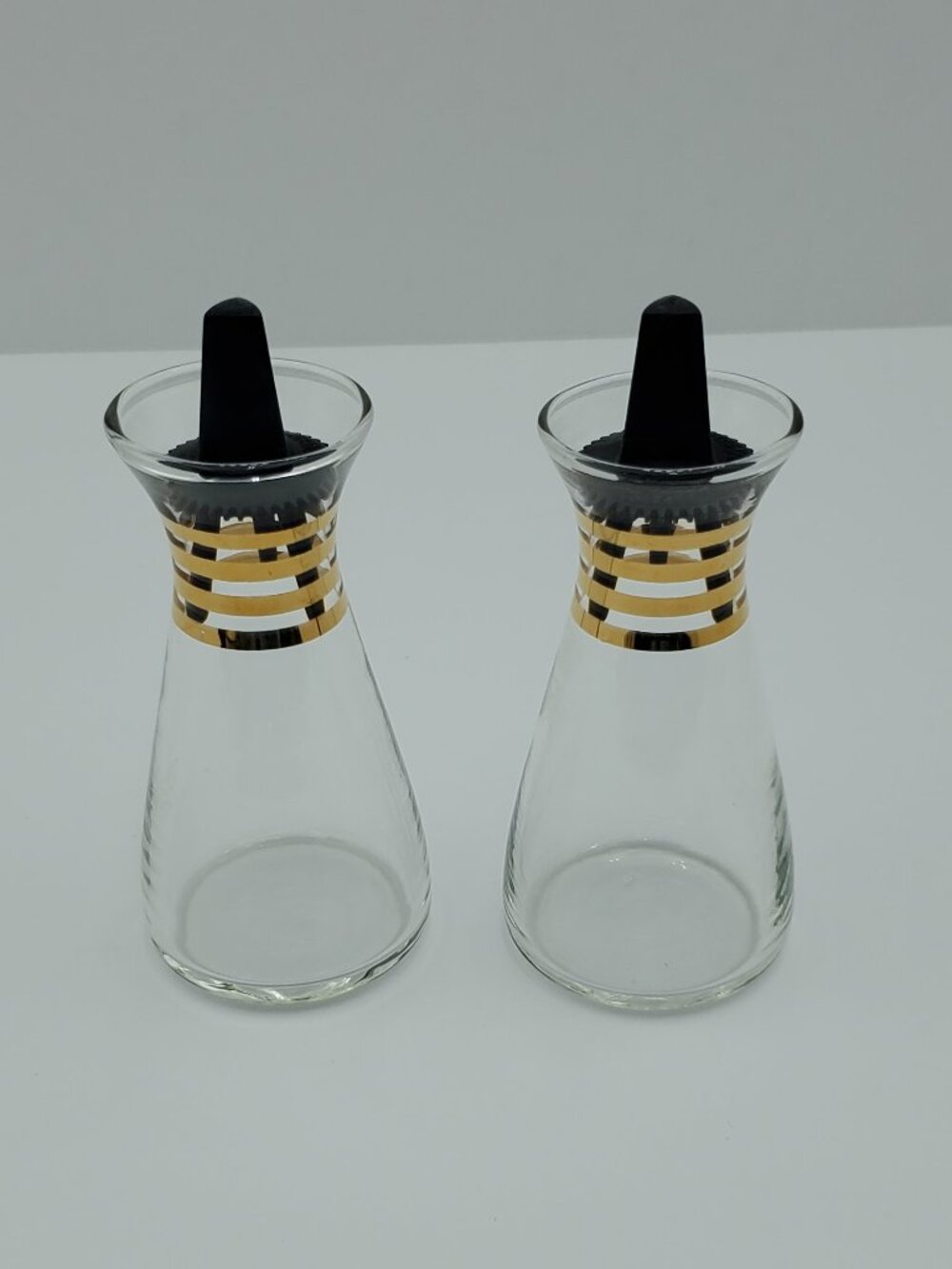 Pyrex Clear Glass Gold Band Salt & Pepper Shakers MCM Gold Trim Glass Shaker Set